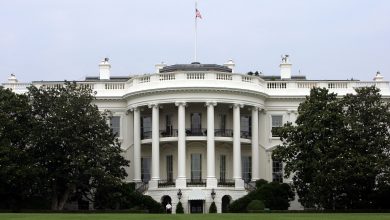 Photo of Kansas man who threatened to ‘blow up’ White House sentenced