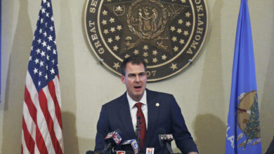 Photo of Stitt Vetoes OK bills