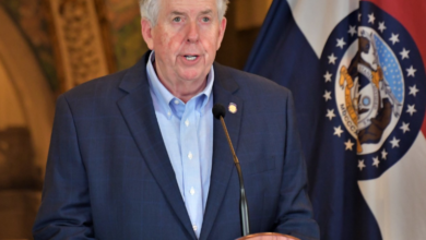 Photo of Governor Parson announces the Missouri Vaccine Navigator launch.