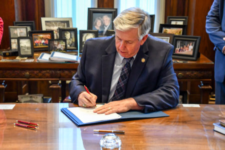 Governor Parson to sign SAPA bill Saturday