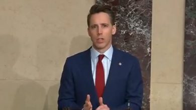 Photo of Hawley continues to hold off on supporting raising the debt ceiling without higher tariffs on China
