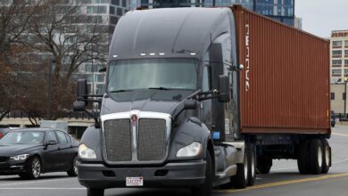 Photo of Missouri Senator urges federal government to assist in preserving Missouri trucking jobs