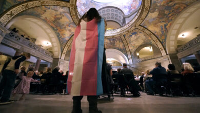 Photo of More states expect schools to keep trans girls off girls teams as K-12 classes resume