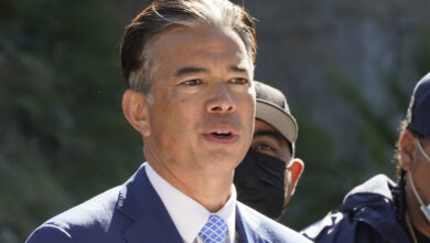 Photo of California adds Missouri to travel ban list