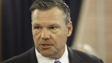 Photo of Kansas lawmakers botched the drafting of a new anti-trans law, agency attorney says