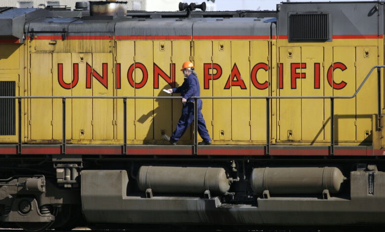 One person train crews