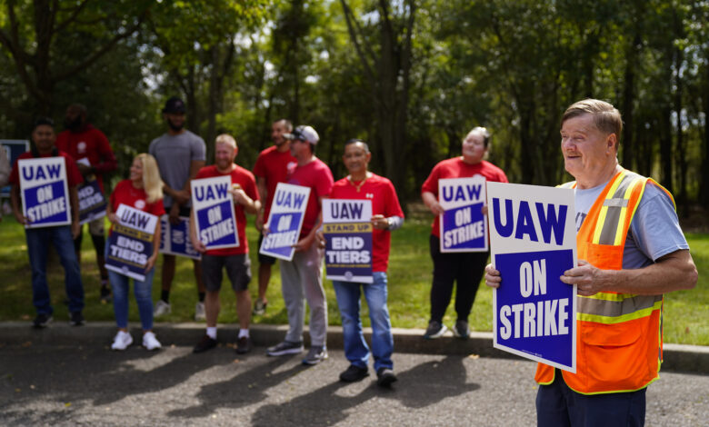 Auto workers strike
