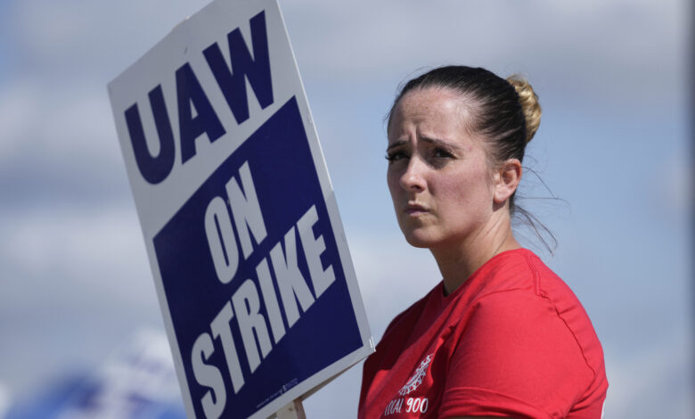 Auto workers strike