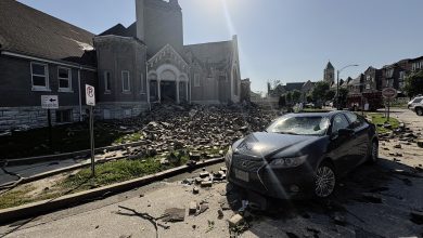 Photo of At least 4 dead after tornado and severe storm batters St. Louis