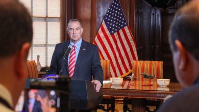 Photo of Governor Kehoe plans to hold special session to try to keep Chiefs and Royals in Missouri